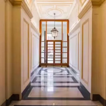 Trevi Linda Apartment- Your Italian Holidays