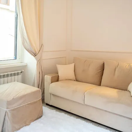 Trevi Linda Apartment- Your Italian Holidays * Roma