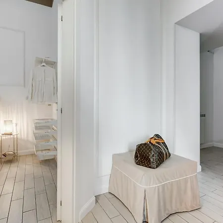 Trevi Linda Apartment- Your Italian Holidays Appartamento